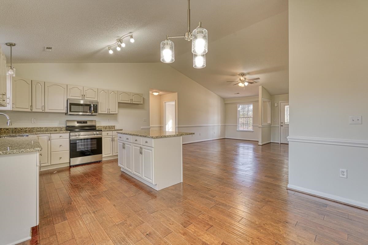 477 Hampton Road Lyman, SC 29365 - Photo 8 of 22