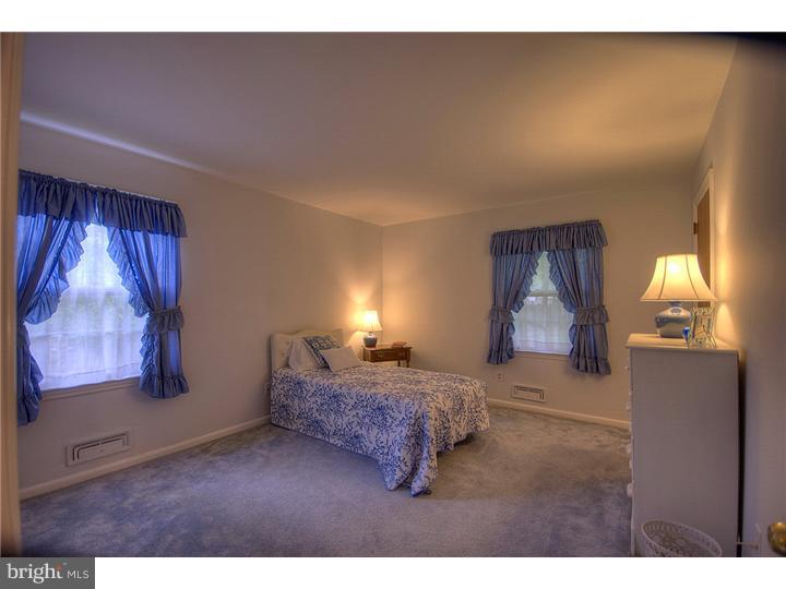 254 Red Stone Ridge Cherry Hill, NJ 08034 - Photo 19 of 25