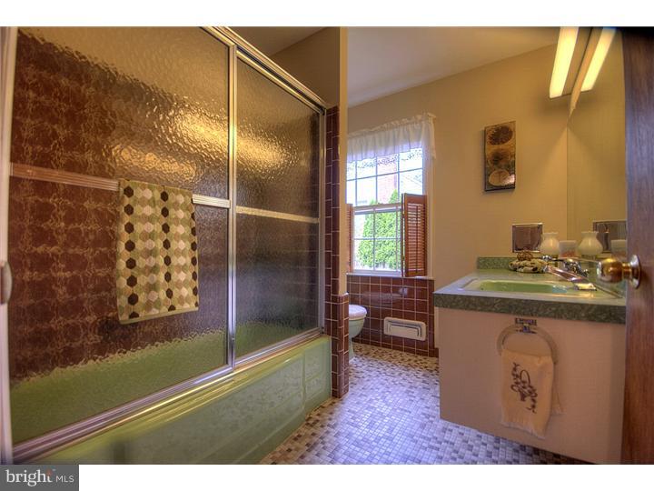 254 Red Stone Ridge Cherry Hill, NJ 08034 - Photo 22 of 25