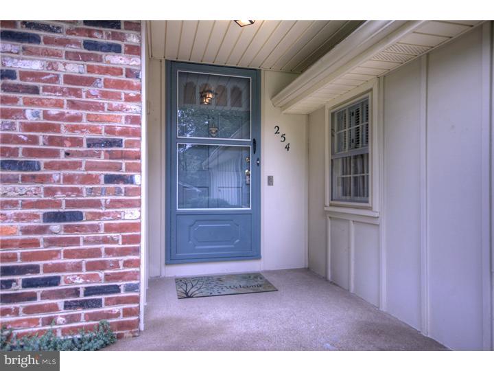254 Red Stone Ridge Cherry Hill, NJ 08034 - Photo 5 of 25