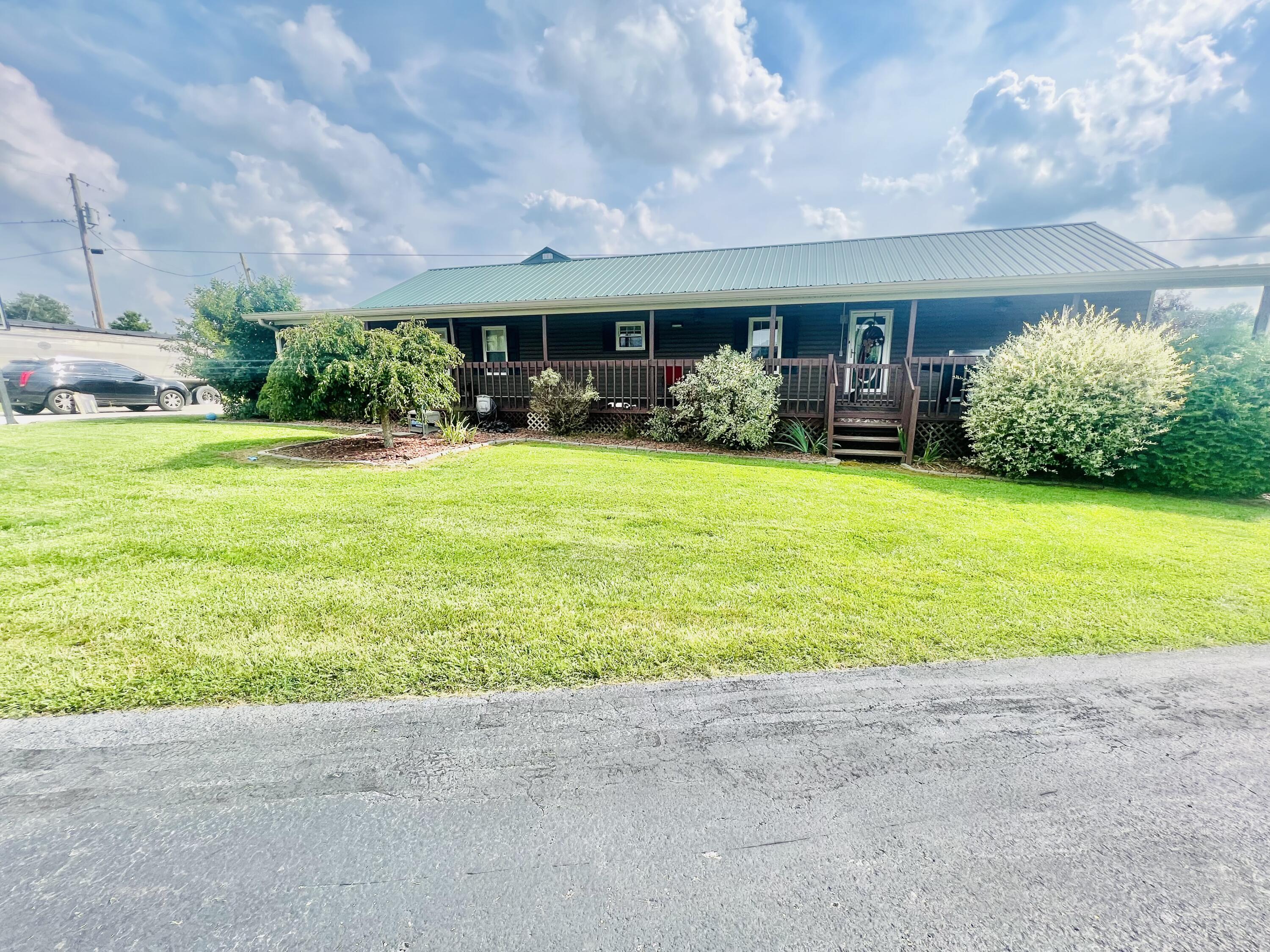 408 Bailey Road Annville, KY 40402 - Photo 2 of 67 IMG_1994