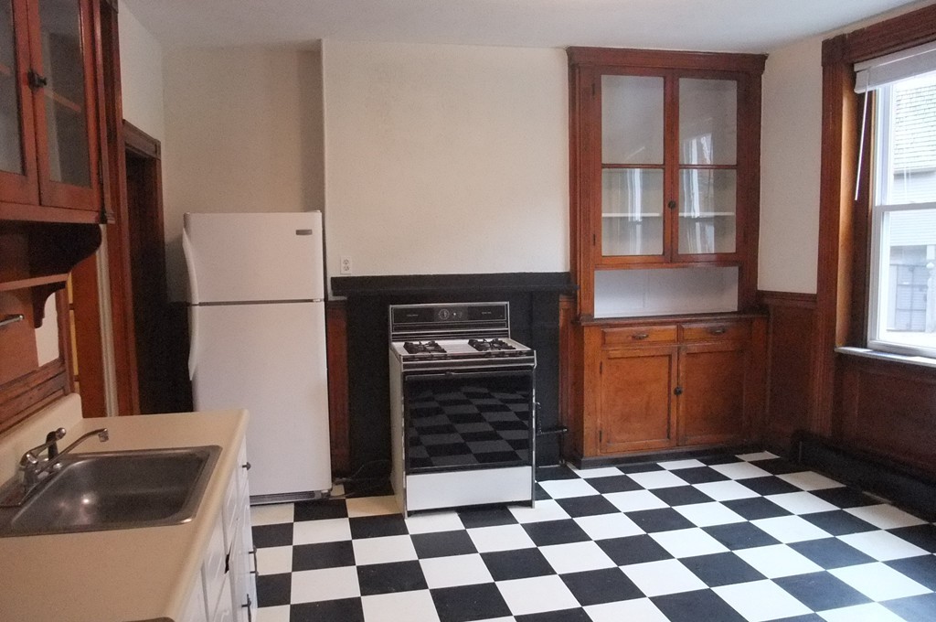 14 N Square, Unit 1 Boston, MA 02113 - Photo 3 of 14