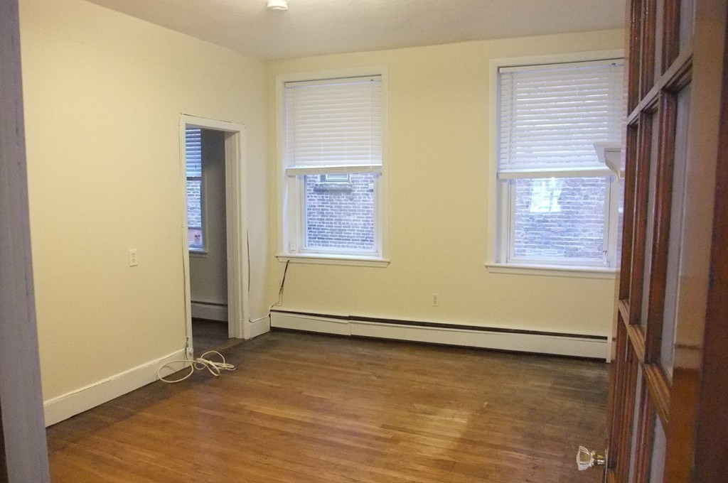 14 N Square, Unit 1 Boston, MA 02113 - Photo 9 of 14