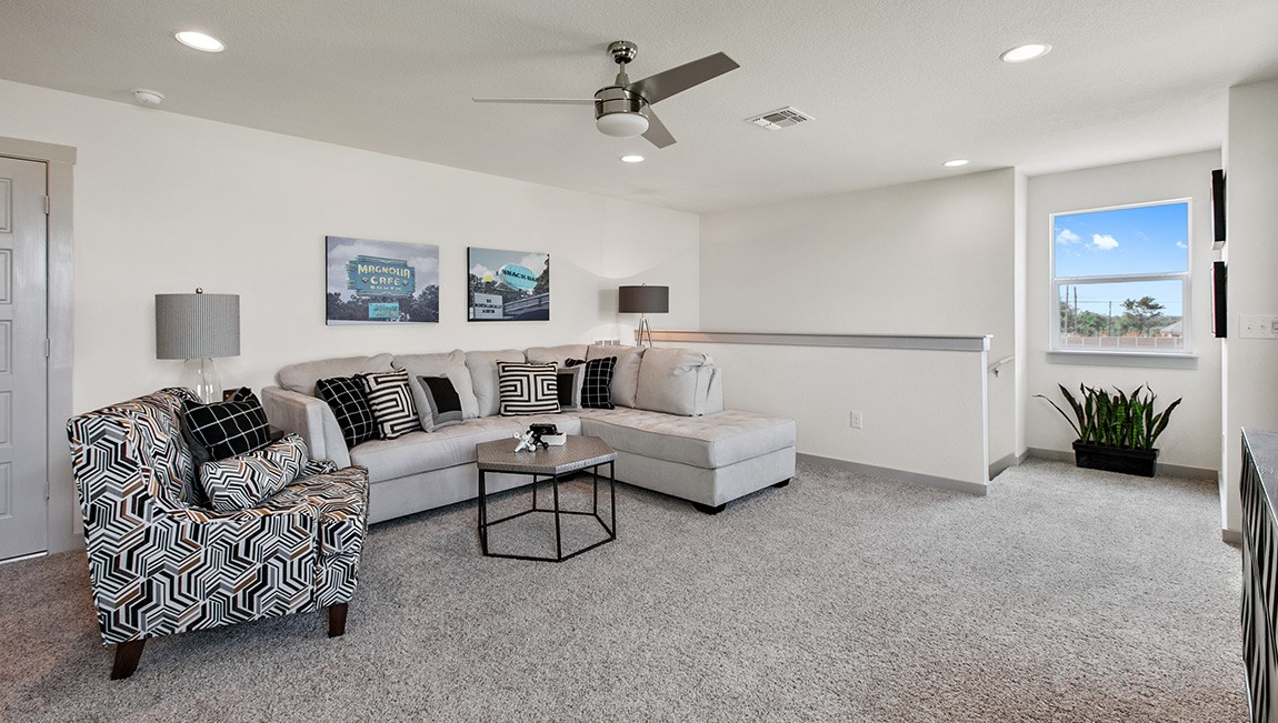 4712 Oxgang Drive Pflugerville, TX 78660 - Photo 29 of 33 a living room with furniture