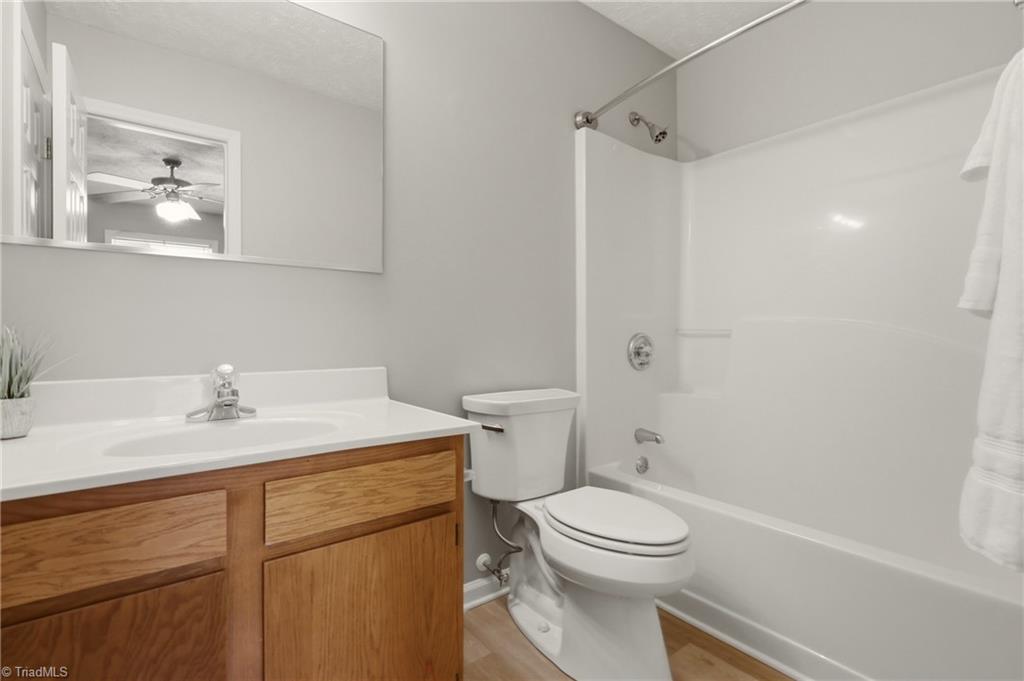 3604 Akers Court High Point, NC 27263 - Photo 15 of 32