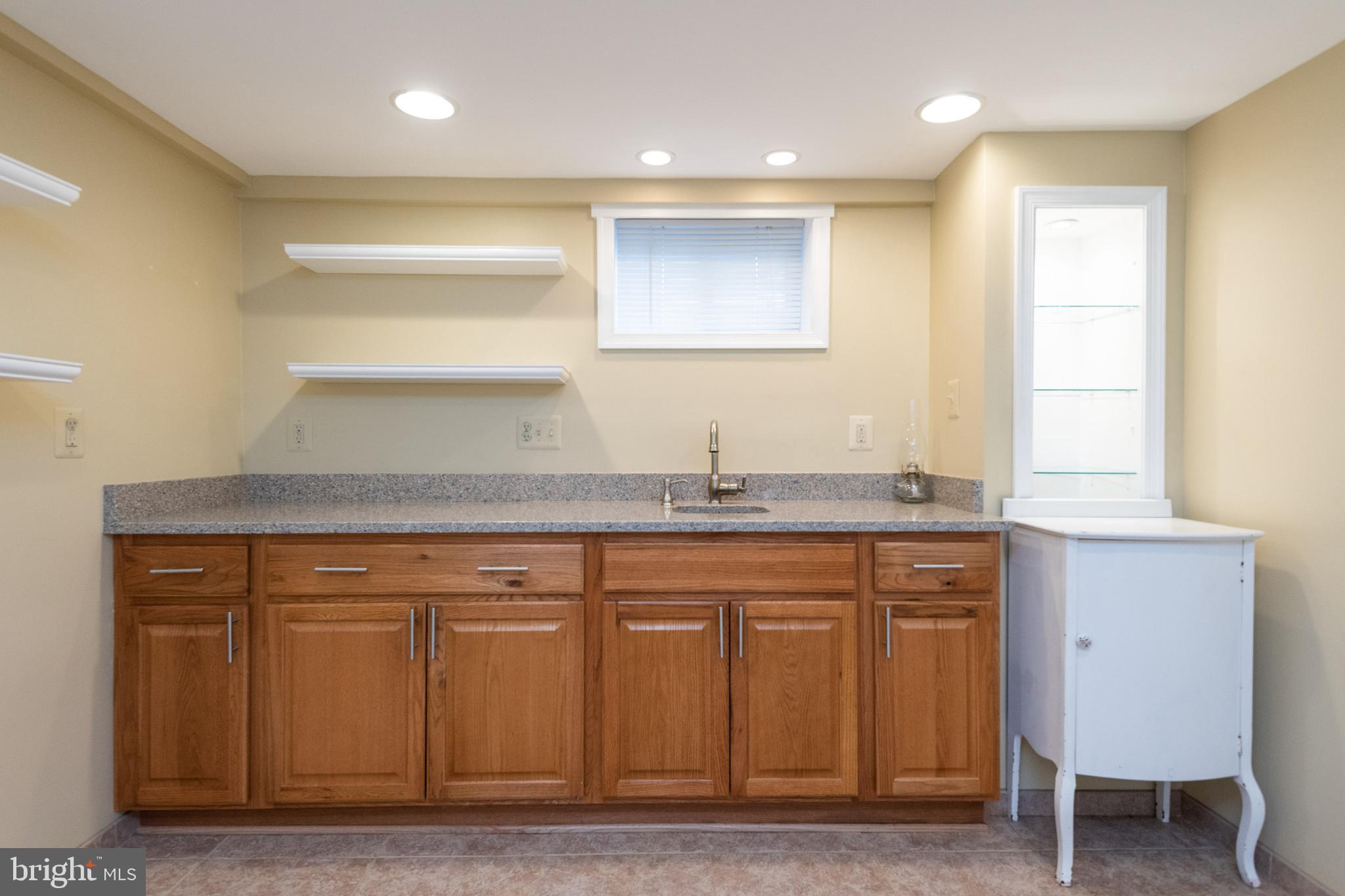 5554 Oakland Road Halethorpe, MD 21227 - Photo 29 of 42
