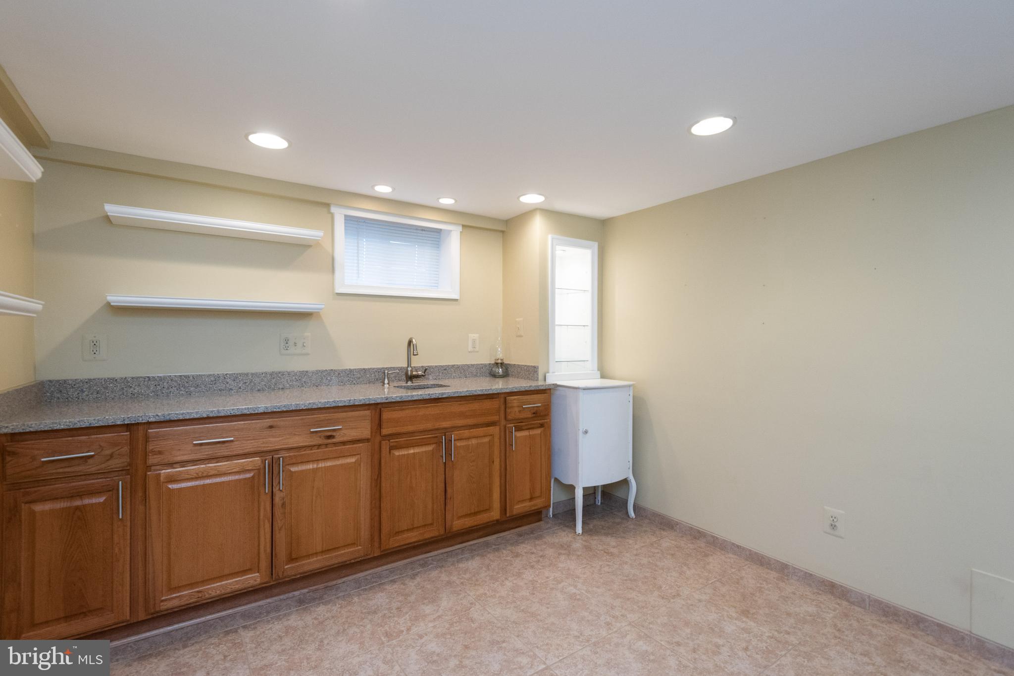 5554 Oakland Road Halethorpe, MD 21227 - Photo 30 of 42