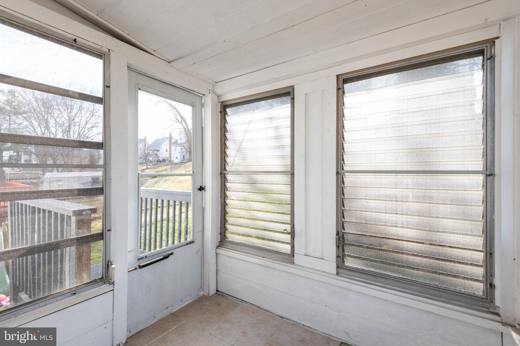 5554 Oakland Road Halethorpe, MD 21227 - Photo 38 of 42