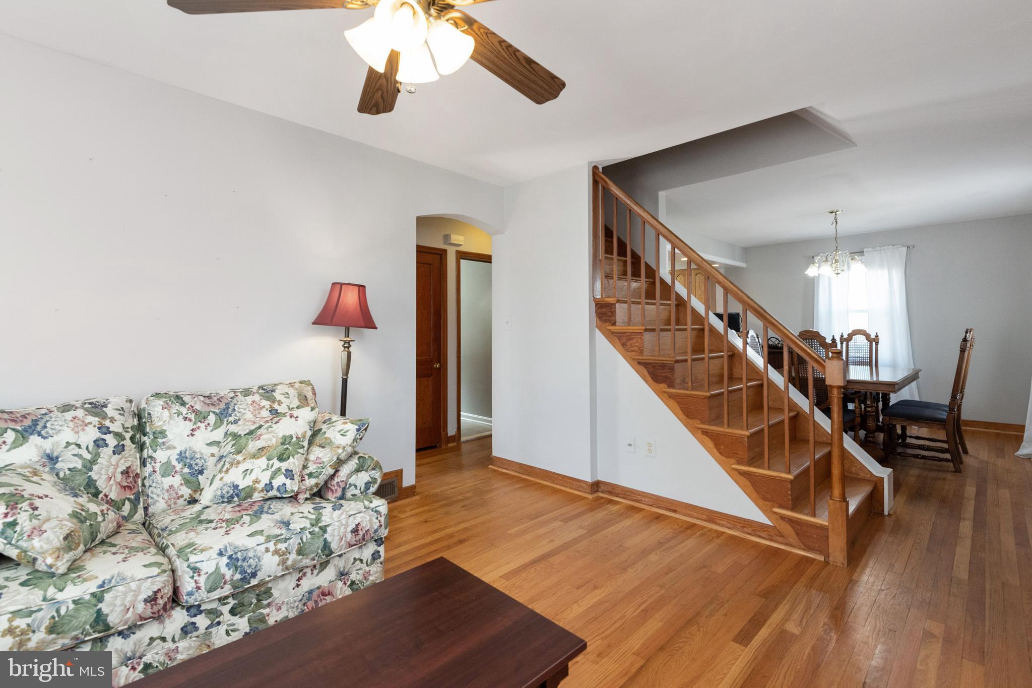 5554 Oakland Road Halethorpe, MD 21227 - Photo 7 of 42