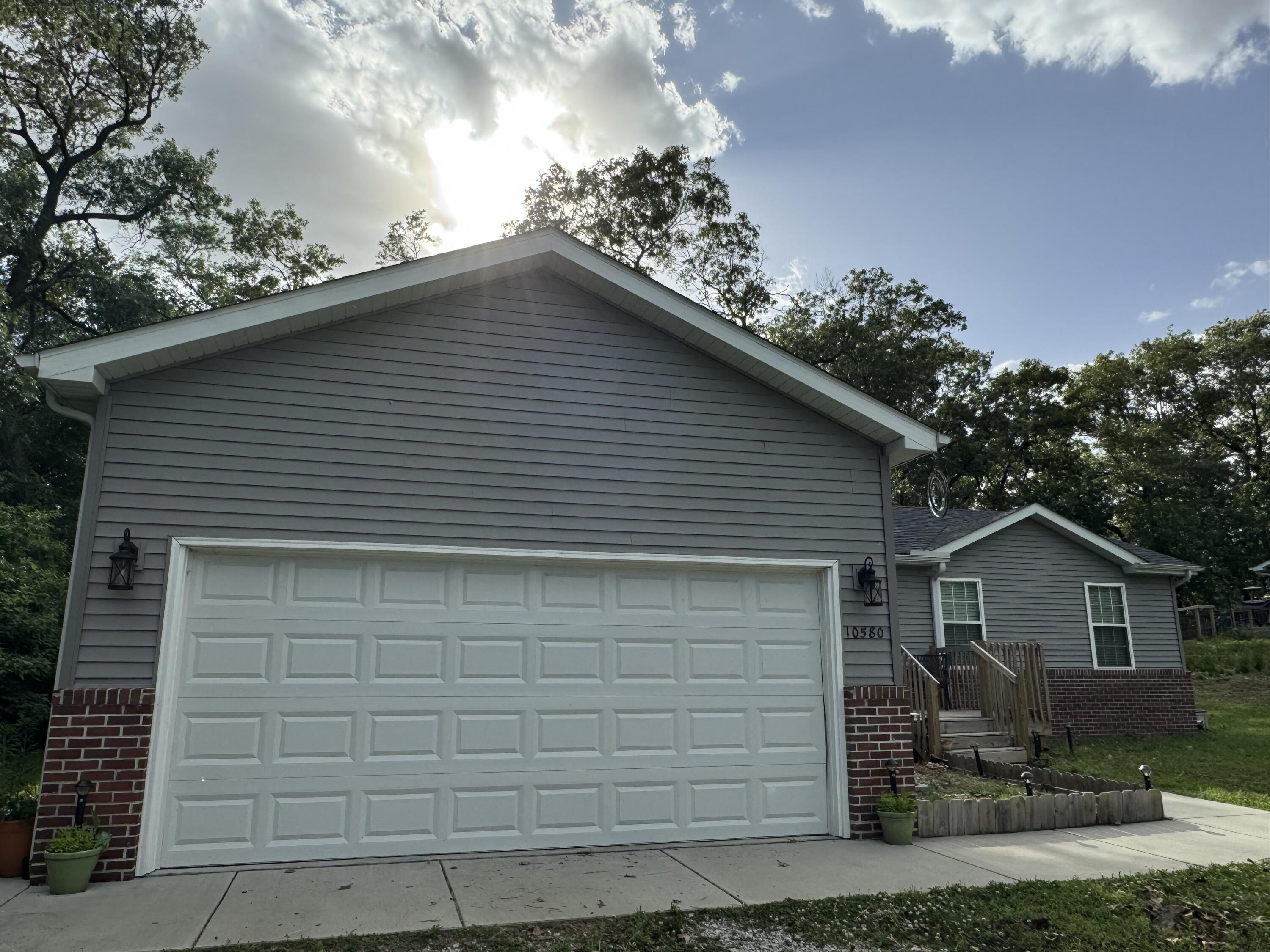 10580 Georgetown Drive Demotte, IN 46310 - Photo 3 of 10 3000x2250
