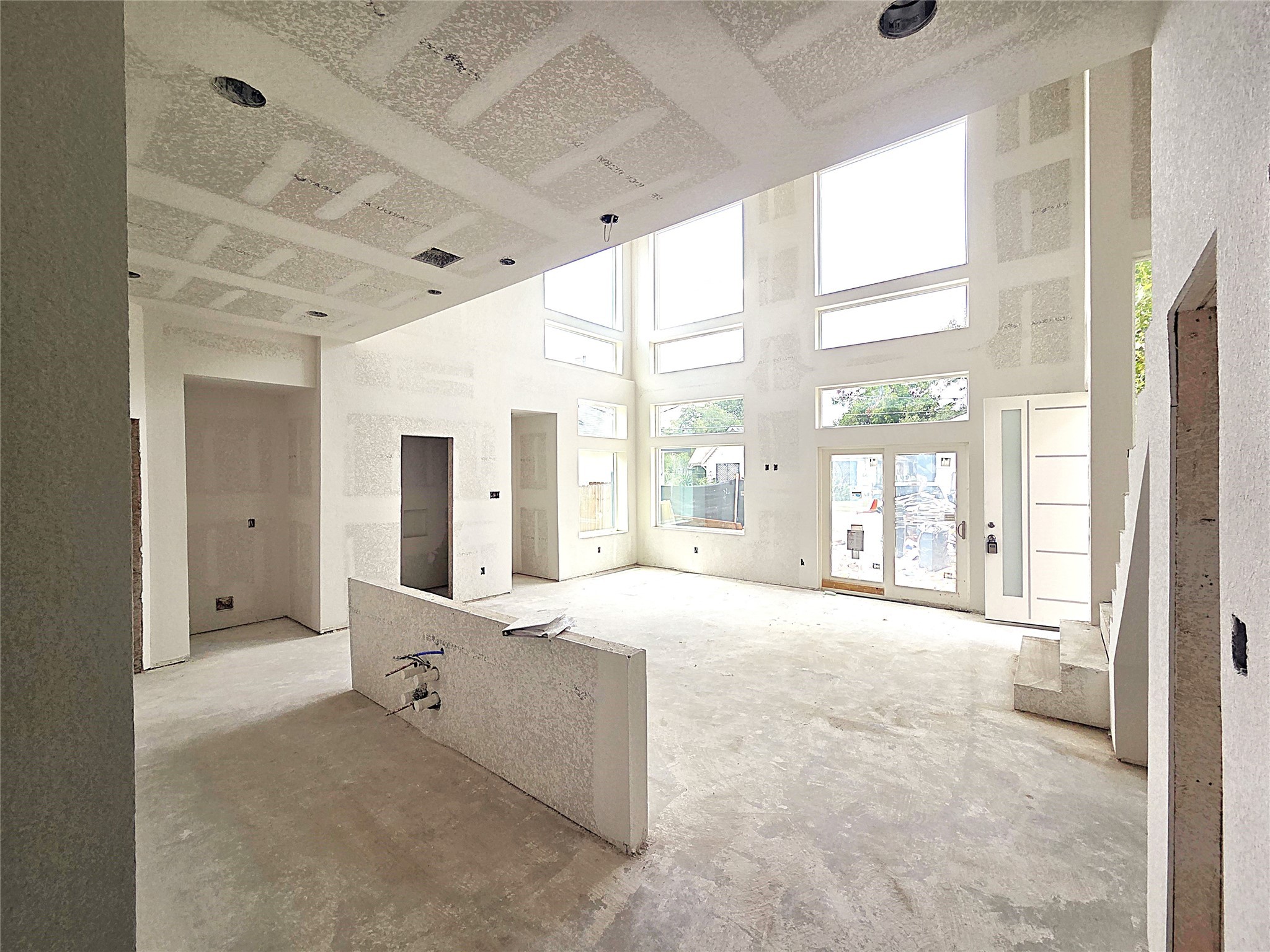 1207 Collier Street Houston, TX 77023 - Photo 7 of 12 a large en suite bathroom with a large tub and shower