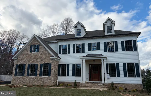 $3,450,000 | 352 Ayr Avenue Northeast, Vienna, VA 22180