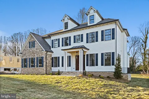 $3,450,000 | 352 Ayr Hill Avenue Northeast, Vienna, VA 22180