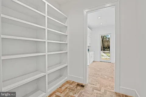 $3,450,000 | 352 Ayr Hill Avenue Northeast, Vienna, VA 22180