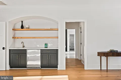 $3,450,000 | 352 Ayr Hill Avenue Northeast, Vienna, VA 22180