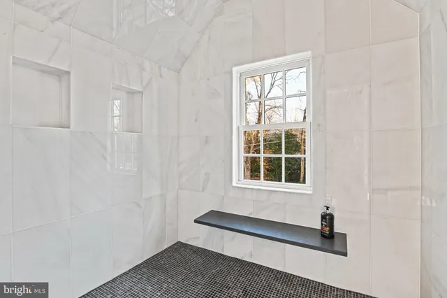 $3,450,000 | 352 Ayr Hill Avenue Northeast, Vienna, VA 22180