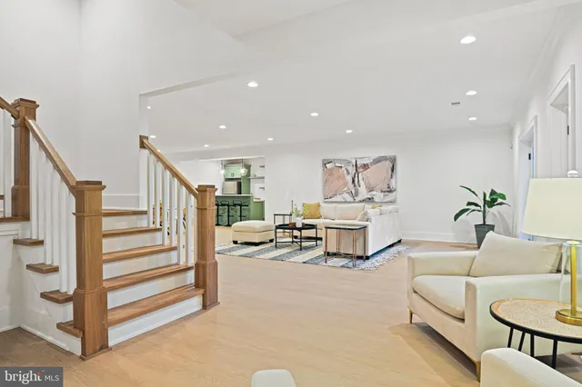 $3,450,000 | 352 Ayr Hill Avenue Northeast, Vienna, VA 22180