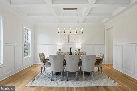 $3,450,000 | 352 Ayr Hill Avenue Northeast, Vienna, VA 22180