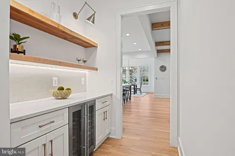 $3,450,000 | 352 Ayr Hill Avenue Northeast, Vienna, VA 22180