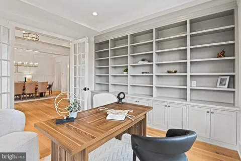 $3,450,000 | 352 Ayr Hill Avenue Northeast, Vienna, VA 22180