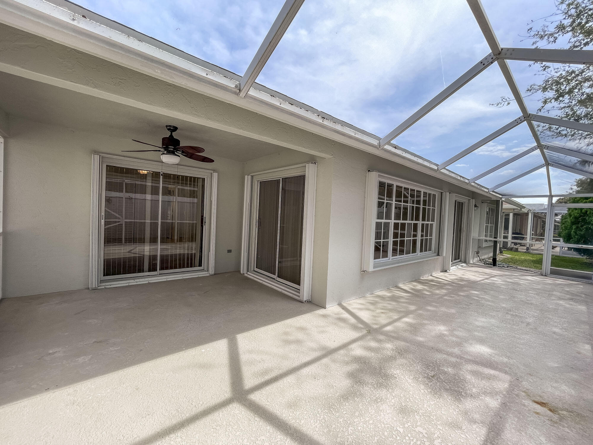 252 Moccasin Trail West Jupiter, FL 33458 - Photo 21 of 24 a view of a house with a large space
