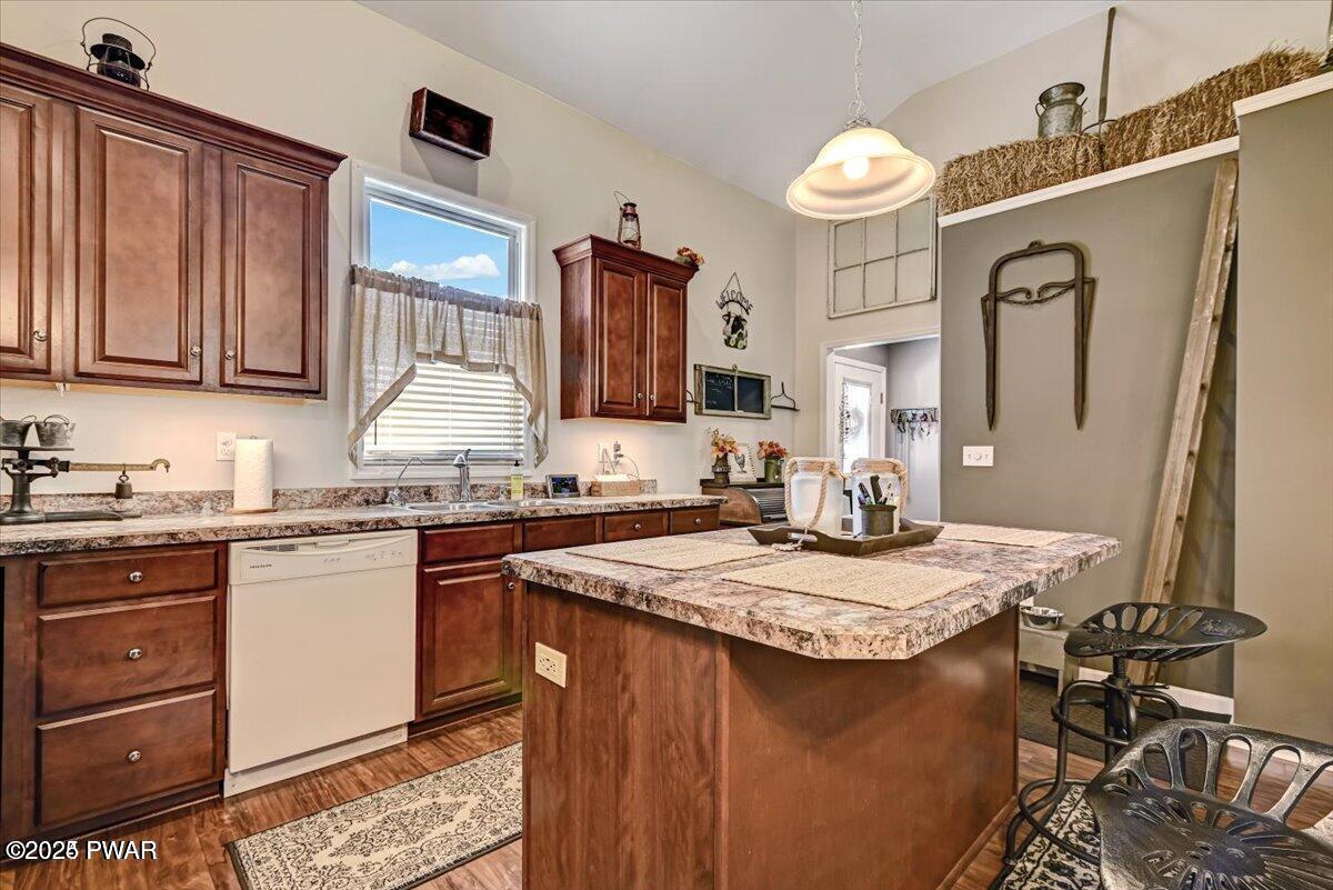 2 Ledgedale Rd Lake, Unit 2 Lake Ariel, PA 18436 - Photo 3 of 23