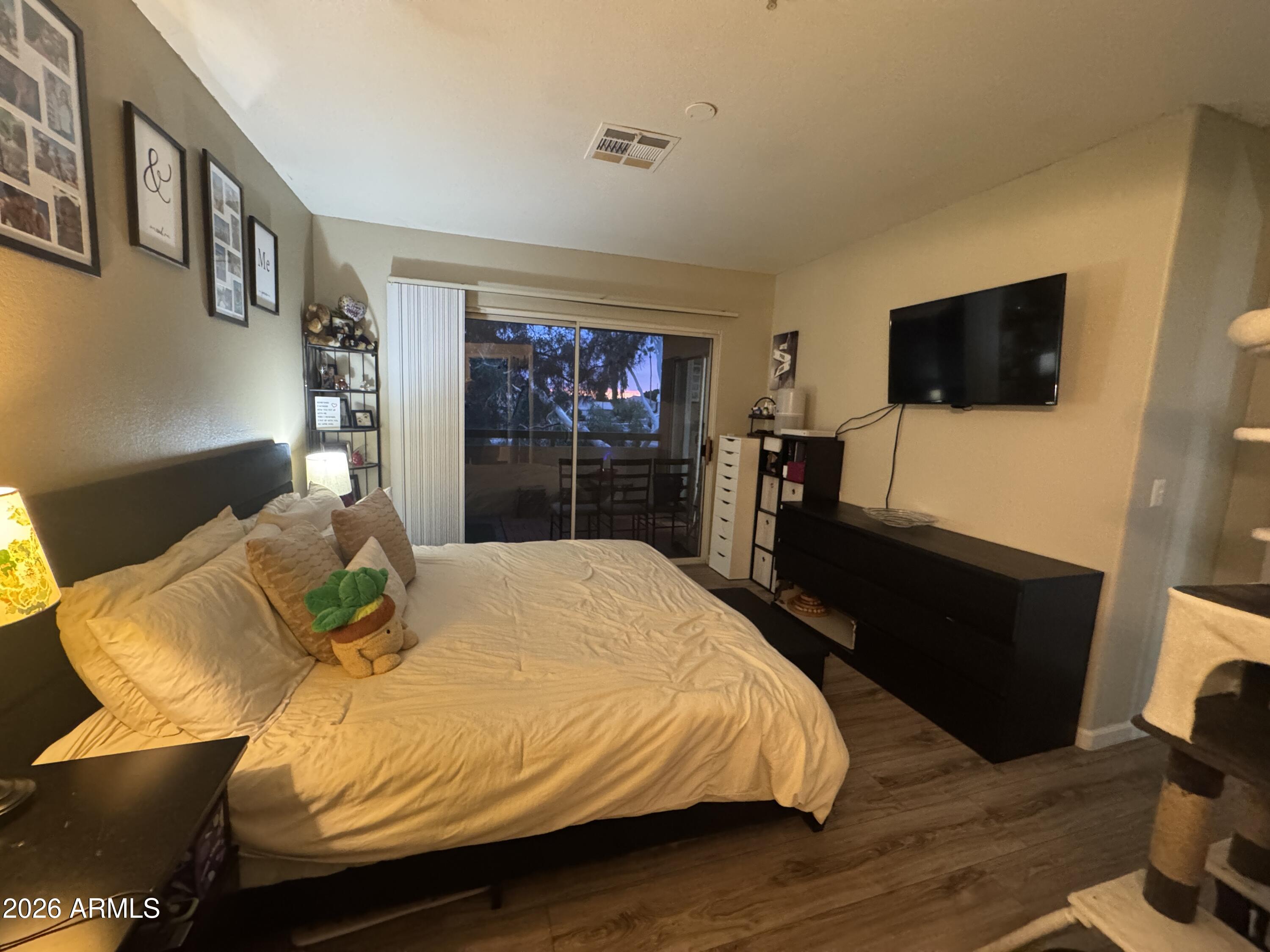 1295 North Ash Street, Unit 421 Gilbert, AZ 85233 - Photo 6 of 25 IMG_5977