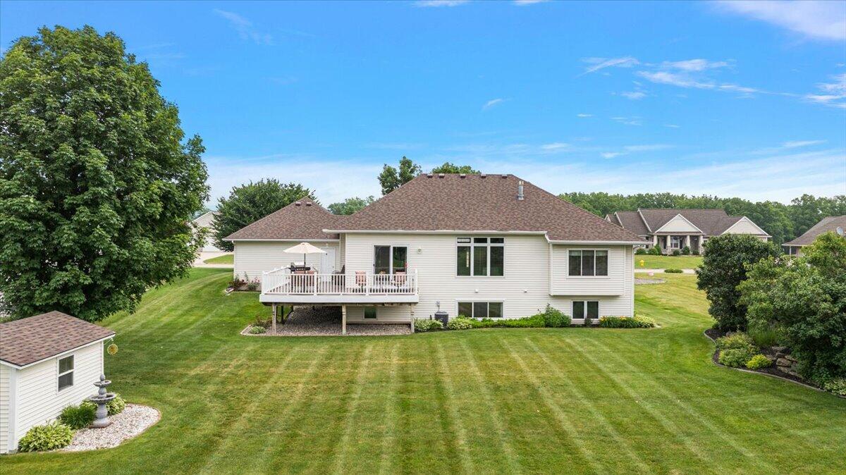 8259 Golfside Drive Jenison, MI 49428 - Photo 3 of 80 18-8259 Golfside Dr-18