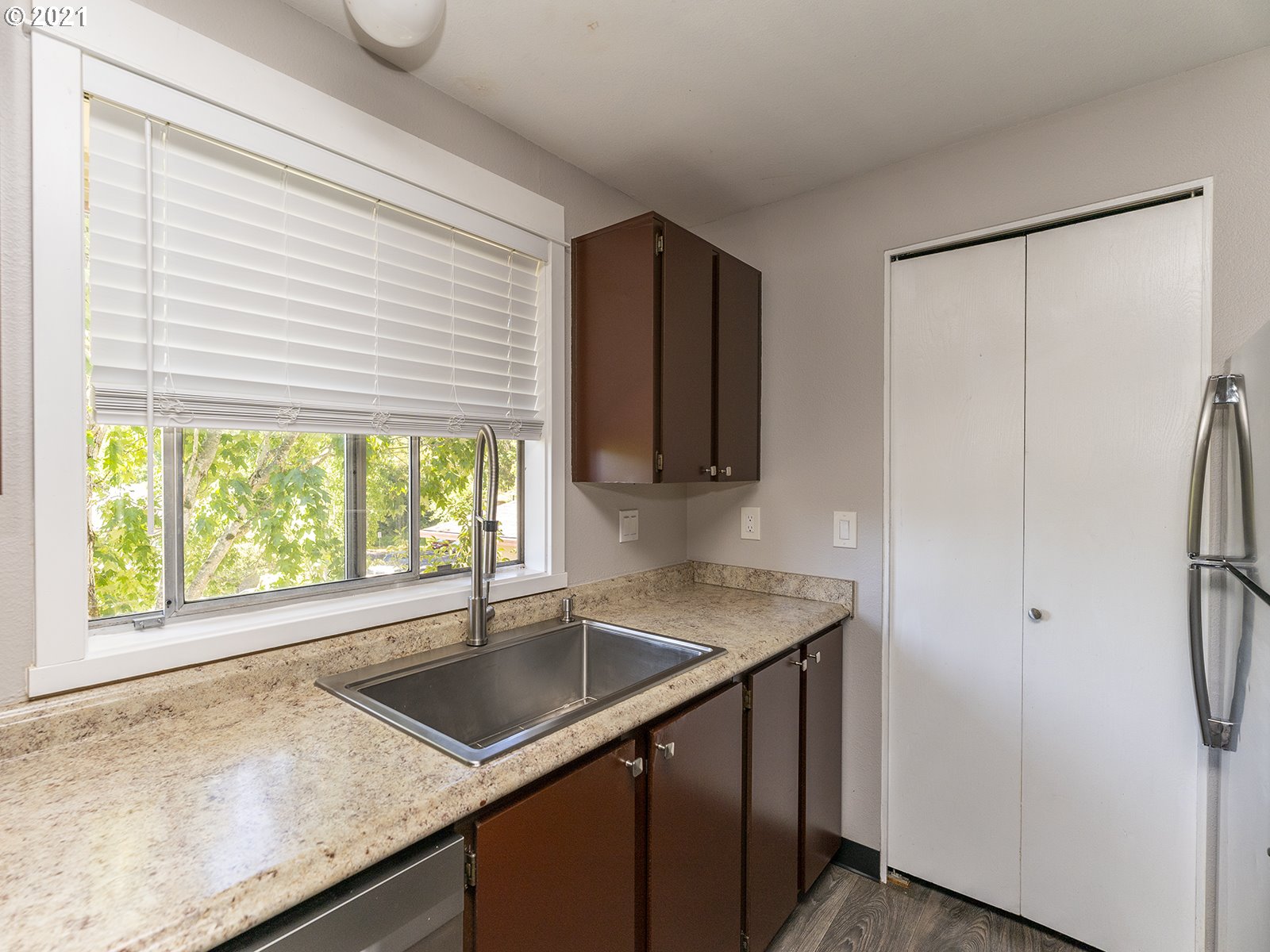 12630 Northwest Barnes Road, Unit 1 Portland, OR 97229 - Photo 17 of 31 Gallery Image 17