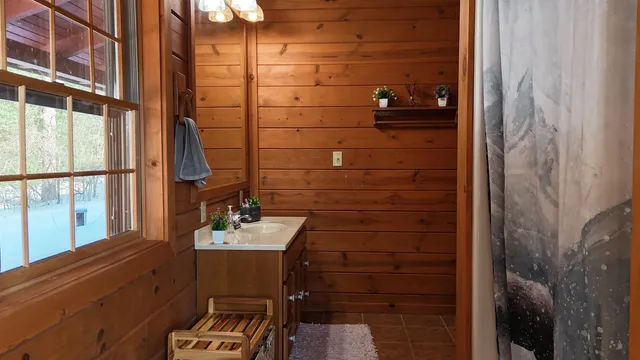 $5,000,000 | W8970 County Rd P, Almond, WI 54909