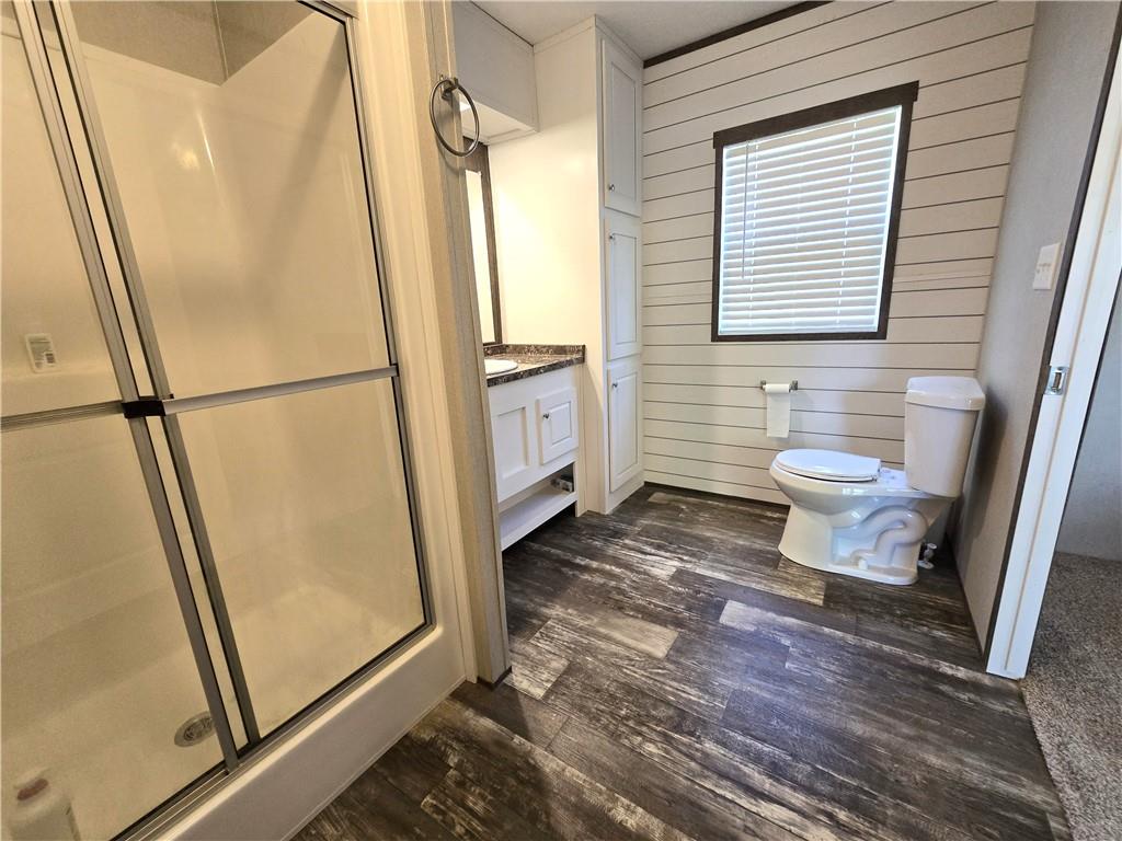 623 Falls Church Road Imperial, PA 15126 - Photo 17 of 30