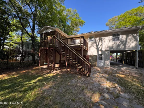 $2,550 | 407 Hickory Street, Unit UP, Emerald Isle, NC 28594