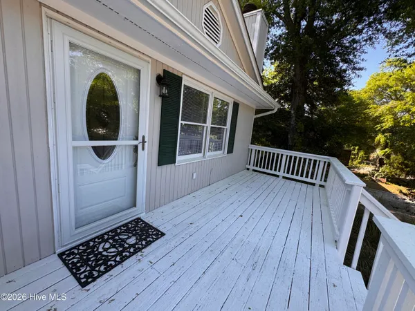 $2,550 | 407 Hickory Street, Unit UP, Emerald Isle, NC 28594