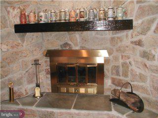 880 Cowpath Road Hatfield, PA 19440 - Photo 2 of 6 Gallery Image 2