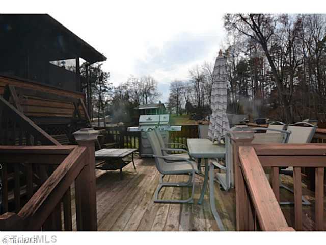 103 Mersey Road Greensboro, NC 27406 - Photo 3 of 16 Patio/Deck.