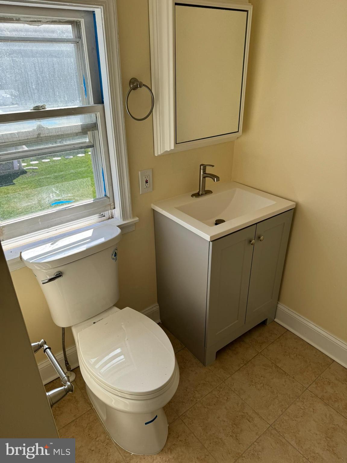 509 Laurel Street Beverly, NJ 08010 - Photo 34 of 47 a bathroom with a sink and a toilet