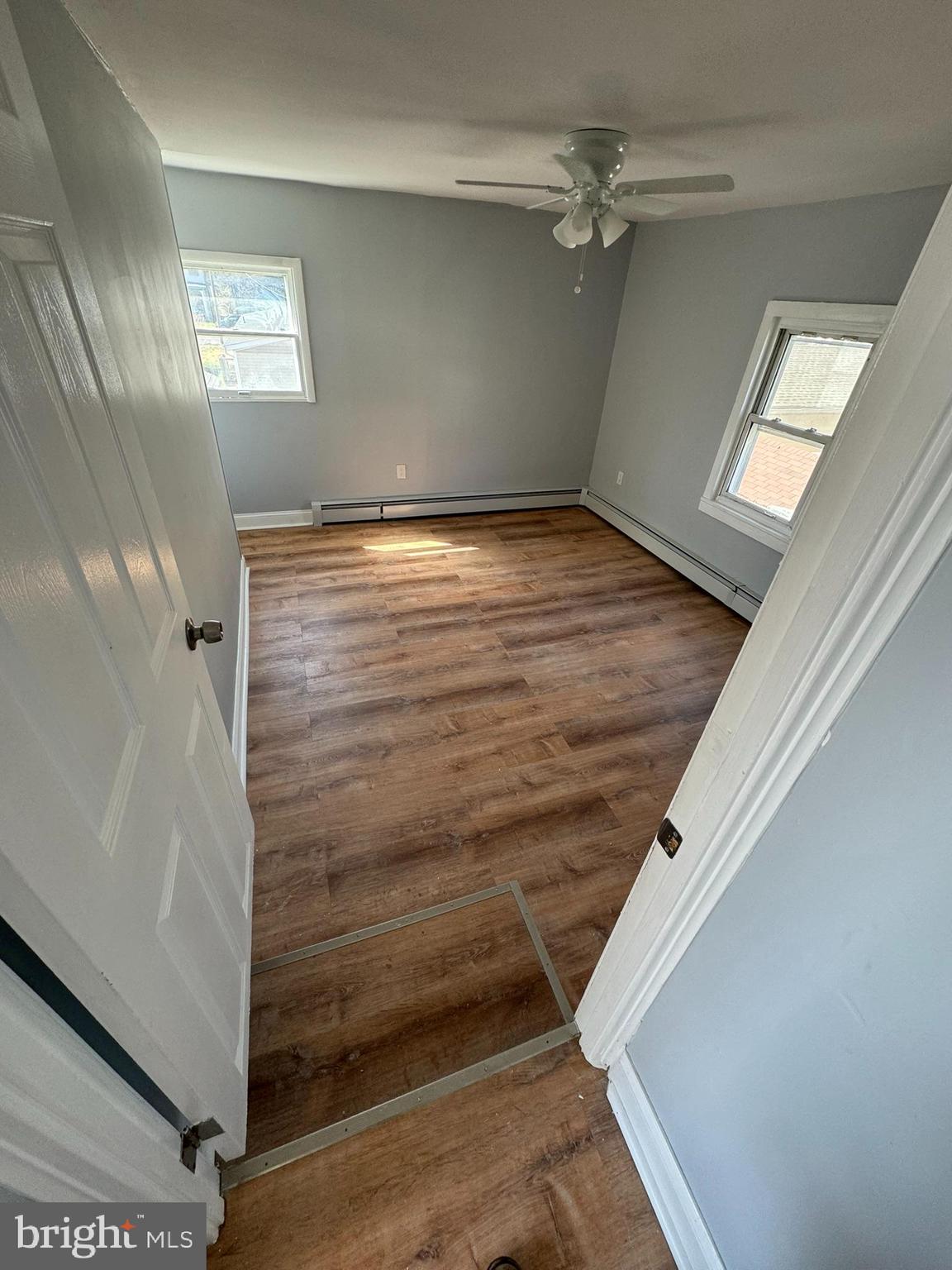 509 Laurel Street Beverly, NJ 08010 - Photo 36 of 47 a view of entryway