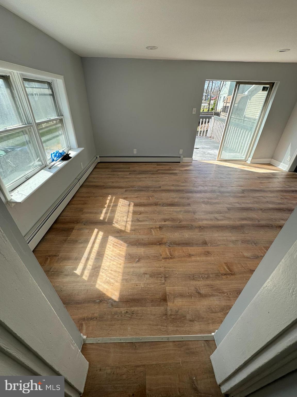 509 Laurel Street Beverly, NJ 08010 - Photo 8 of 47 a view of an empty room and window