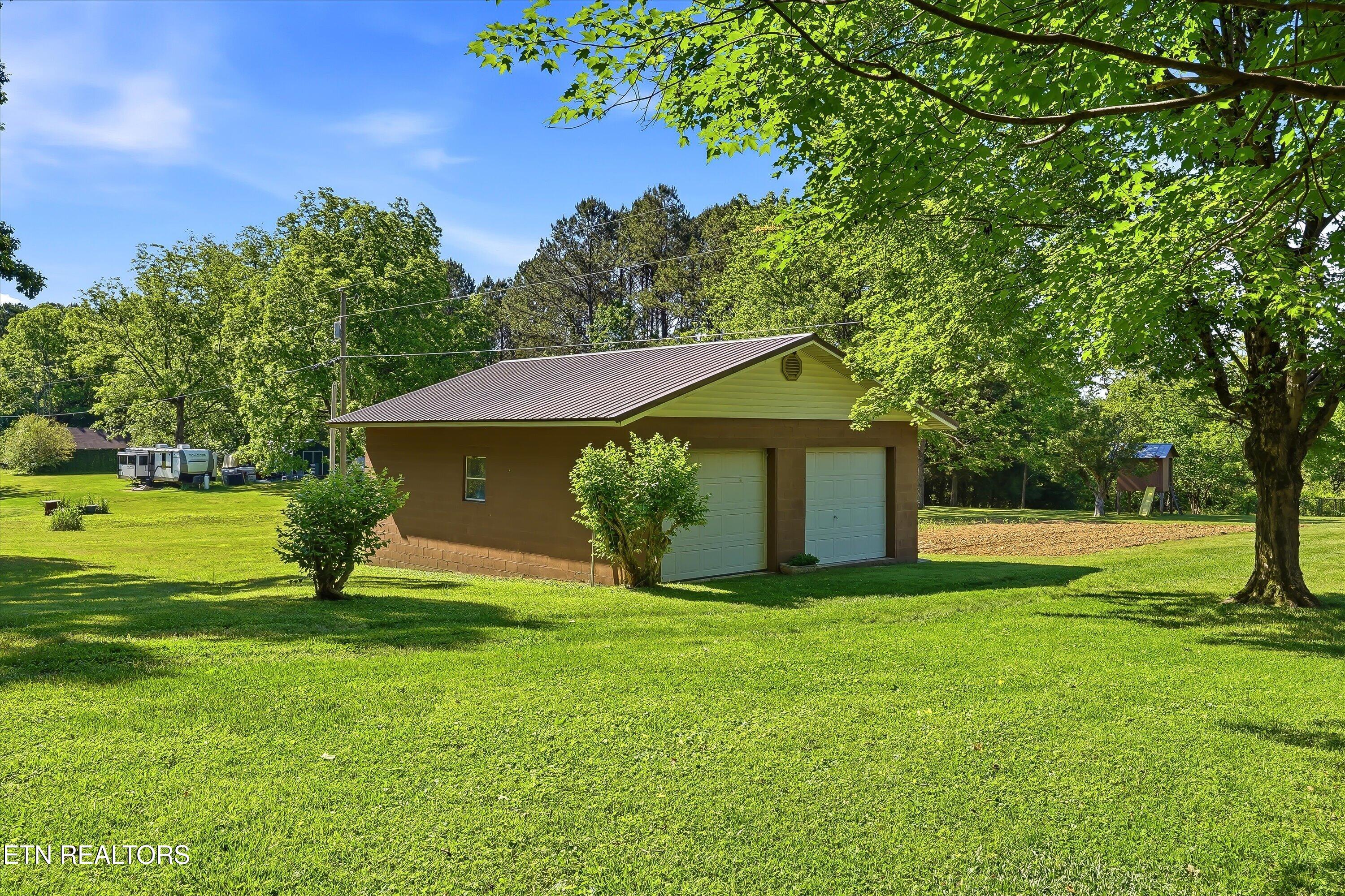 2104 Highway 163 Riceville, TN 37370 - Photo 35 of 53 035-2104 TN-163-35