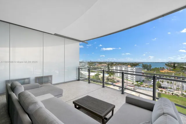 $3,500,000 | 8701 Collins Avenue, Unit 805, Miami Beach, FL 33154