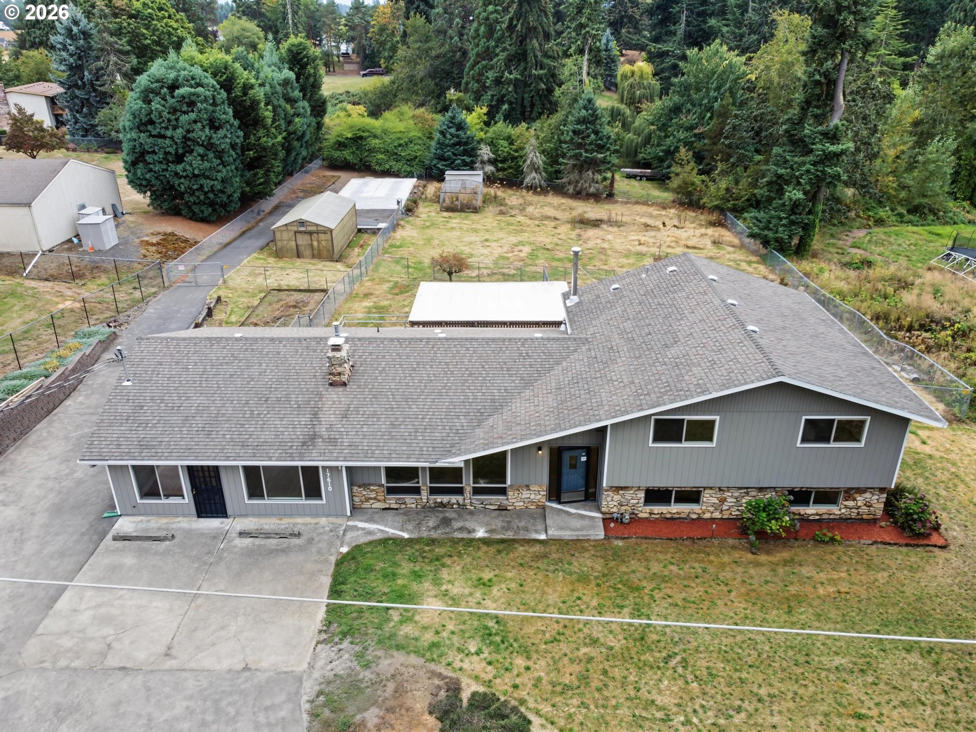 17610 Southeast Sunnyside Road Damascus, OR 97089 - Photo 34 of 38 Gallery Image 34