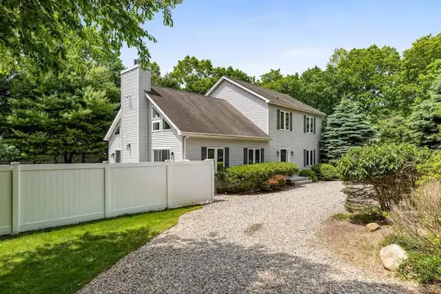 $35,000 | 12 Lafayette Place, East Hampton, NY 11937