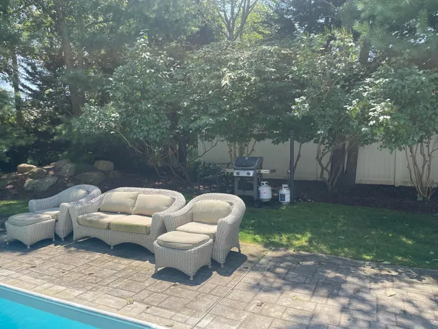 $35,000 | 12 Lafayette Place, East Hampton, NY 11937