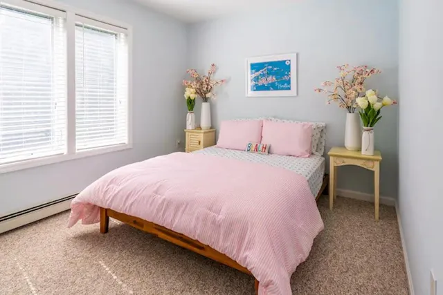 $35,000 | 12 Lafayette Place, East Hampton, NY 11937