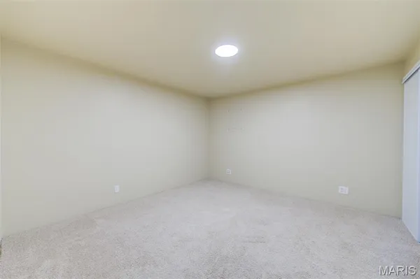 $198,880 | 610 Summer Winds Lane, Unit F, St. Peters, MO 63376