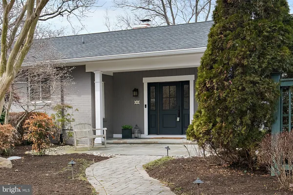 $1,500,000 | 10 Carvel Road, Annapolis, MD 21409