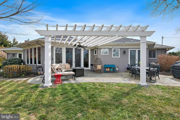 $1,500,000 | 10 Carvel Road, Annapolis, MD 21409