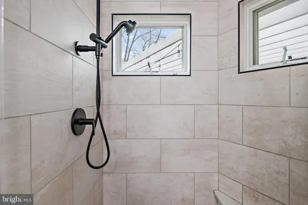 $1,500,000 | 10 Carvel Road, Annapolis, MD 21409