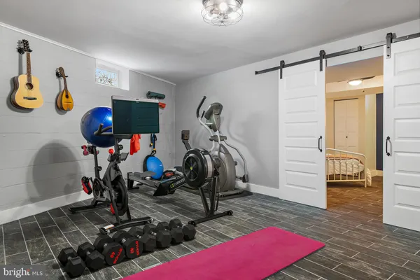 $1,500,000 | 10 Carvel Road, Annapolis, MD 21409