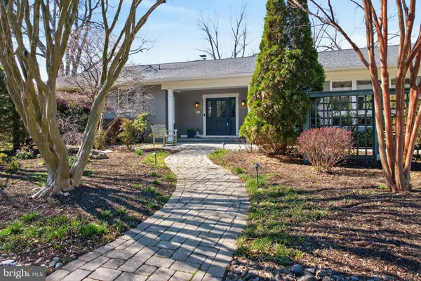 $1,500,000 | 10 Carvel Road, Annapolis, MD 21409